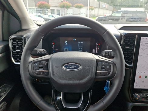 Certified 2024 Ford Ranger XLT w/ Technology Package AWD/4WD image 18