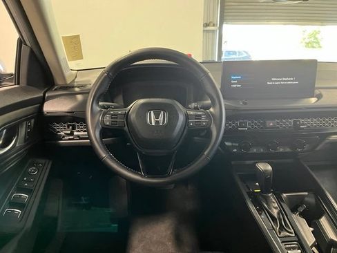 Used 2025 Honda Accord EX-L image 21