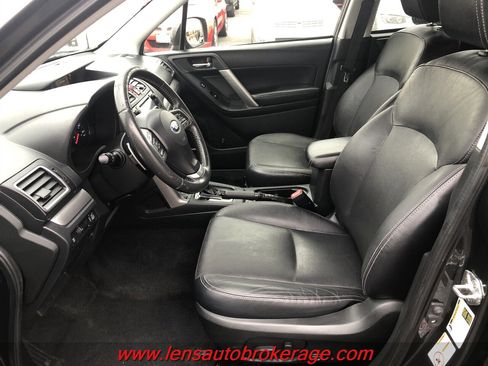 Used 2016 Subaru Forester 2.0XT Touring w/ Eyesight & Navigation System image 10