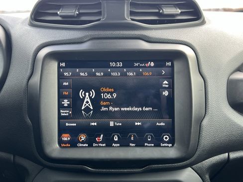 Used 2021 Jeep Renegade Latitude w/ Sun & Sound Group image 26