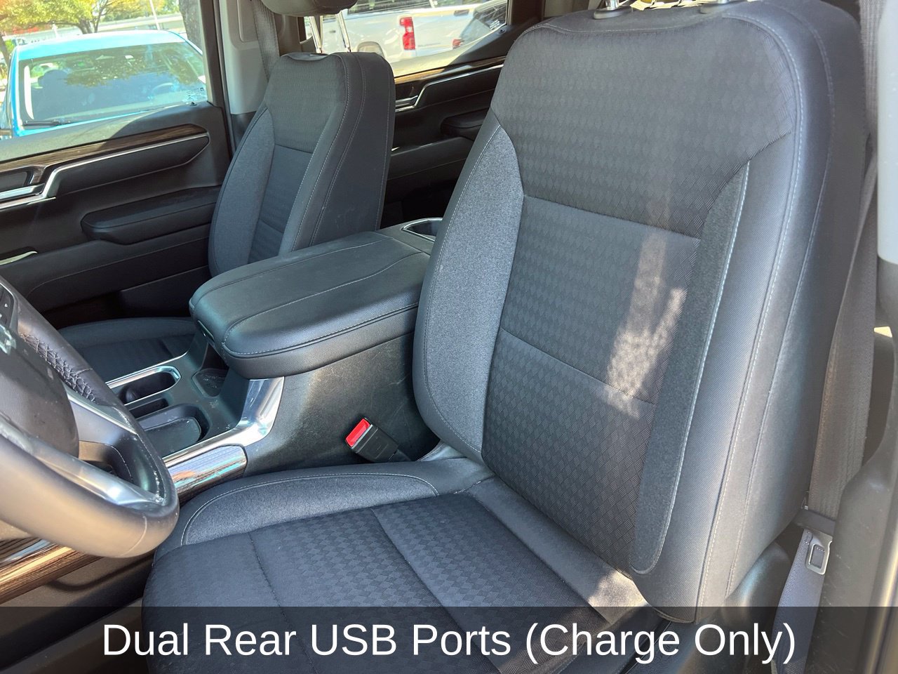 Used 2023 Chevrolet Silverado 1500 RST w/ Z71 Off-Road Package AWD/4WD image 10