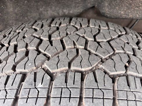 Used 2022 Chevrolet Silverado 1500 LT w/ Z71 Off-Road Package image 12