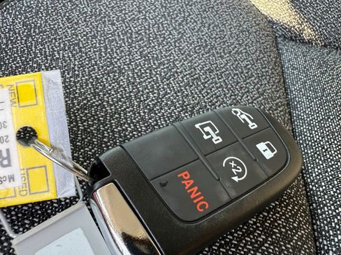 New 2026 RAM ProMaster 3500 w/ Convenience Group image 29