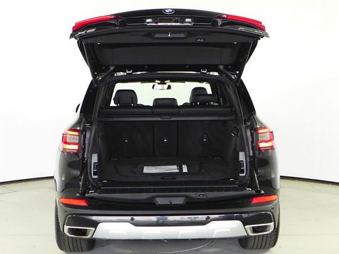 Certified 2023 BMW X5 xDrive40i w/ Parking Assistance Package AWD/4WD image 10