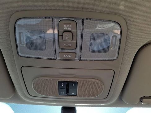 Used 2012 Hyundai Elantra SE image 28