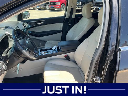 Certified 2022 Ford Edge Titanium w/ Equipment Group 301A AWD/4WD image 5