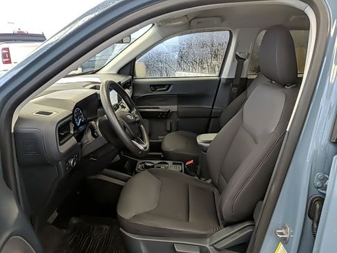 Certified 2022 Ford Maverick XL image 10