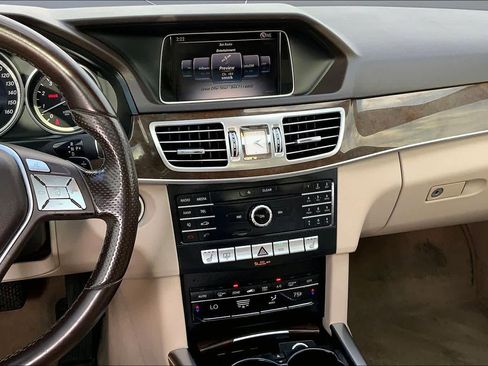 Used 2016 Mercedes-Benz E 350 E 350 Luxury image 6