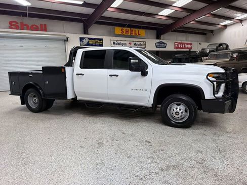 Used 2020 Chevrolet Silverado 3500 W/T w/ WT Convenience Package AWD/4WD image 10