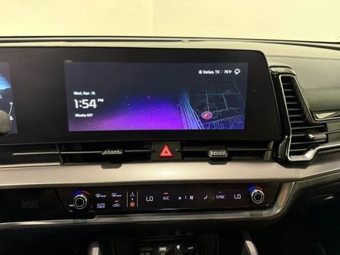 Used 2024 Kia Sportage SX image 17