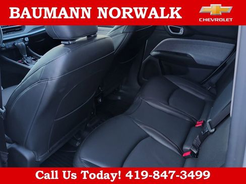 Used 2022 Jeep Compass Latitude image 18