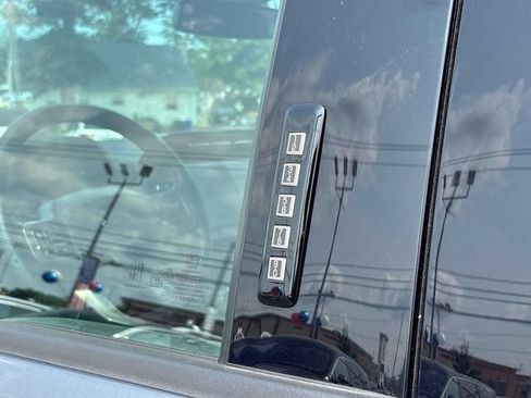 Used 2023 Ford F150 Lariat w/ Equipment Group 502A High AWD/4WD image 11
