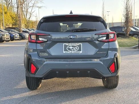 Used 2025 Subaru Crosstrek 2.0i image 4