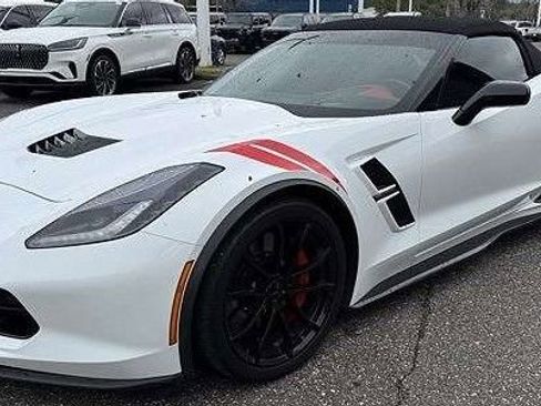 Used 2019 Chevrolet Corvette Grand Sport RWD image 3