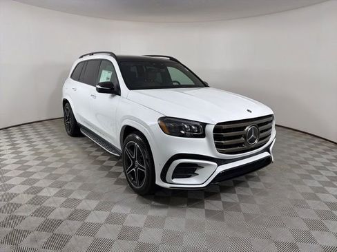 New 2026 Mercedes-Benz GLS 450 4MATIC image 1