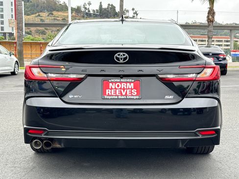 Certified 2025 Toyota Camry SE FWD image 8
