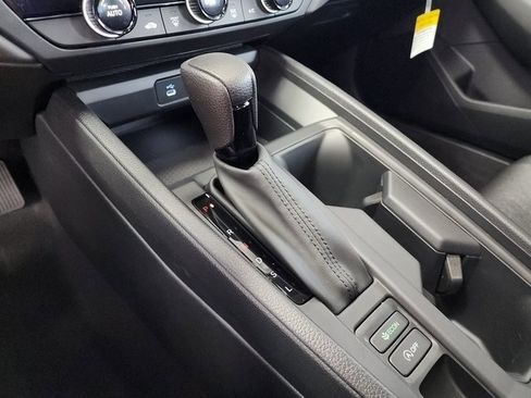 Certified 2023 Honda Accord LX image 19