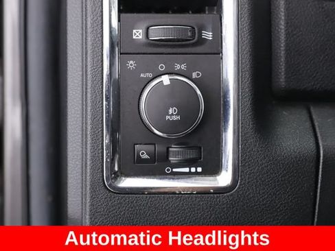 Used 2014 RAM 2500 Laramie w/ Convenience Group AWD/4WD image 21