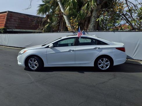 Used 2011 Hyundai Sonata Limited image 3