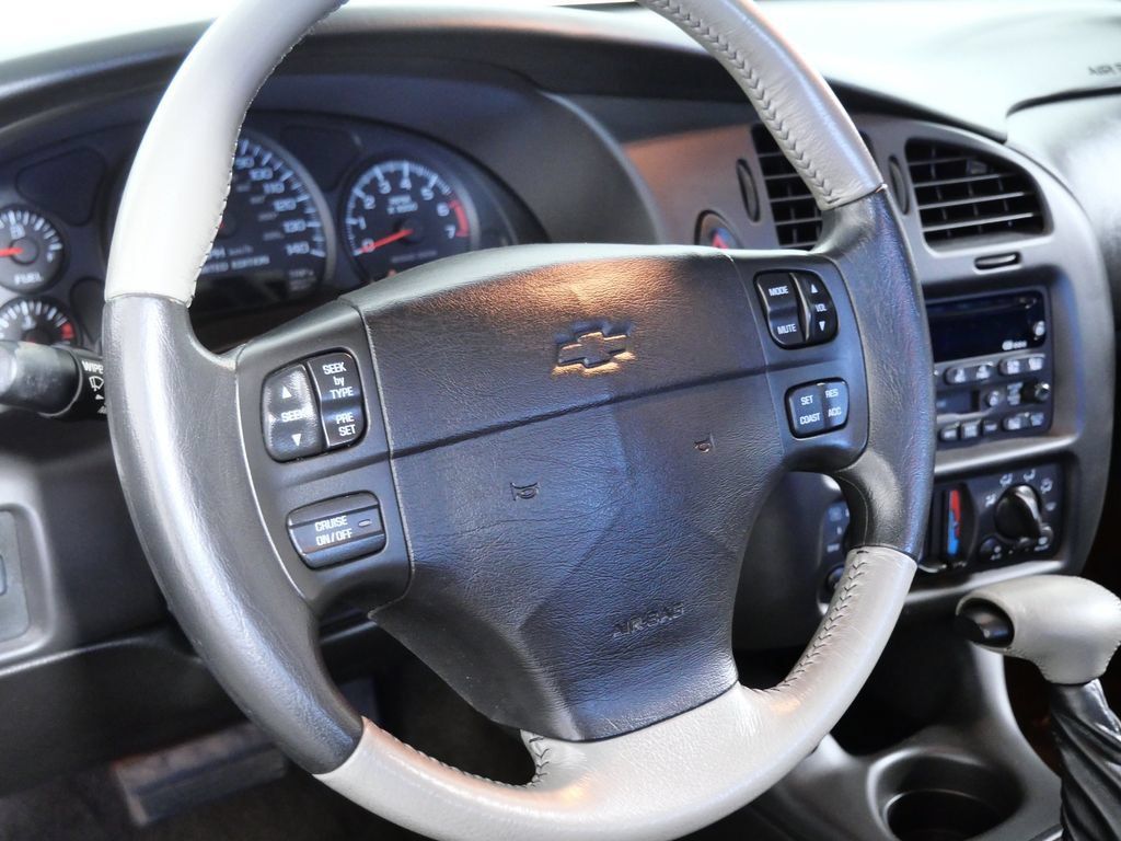 Used 2001 Chevrolet Monte Carlo SS FWD image 17