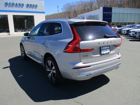 Used 2022 Volvo XC60 T8 Inscription w/ Advanced Package AWD/4WD image 7