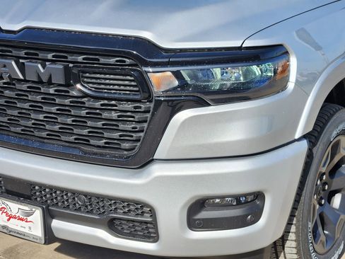 New 2026 RAM 1500 Lone Star AWD/4WD image 9