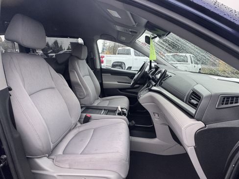 Used 2019 Honda Odyssey EX image 8