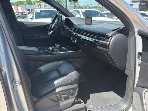 Used 2018 Audi Q7 3.0T Prestige w/ Prestige Package AWD/4WD image 23