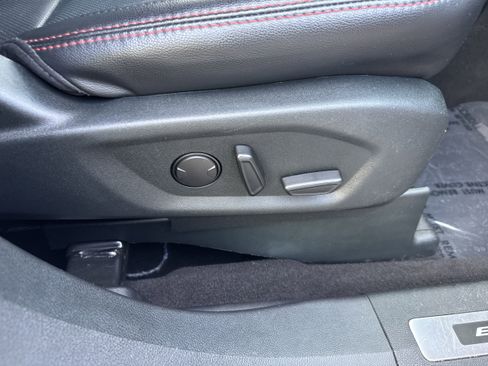 Used 2019 Ford Explorer Sport image 17