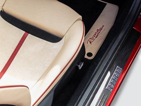 Certified 2025 Ferrari Roma Spider RWD image 52