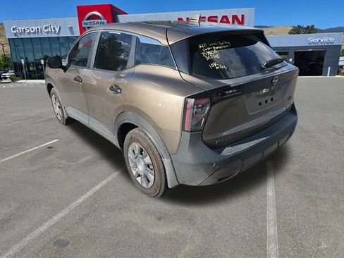 Used 2025 Nissan Kicks S image 10