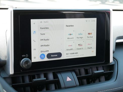 Certified 2025 Toyota RAV4 XLE AWD/4WD image 22