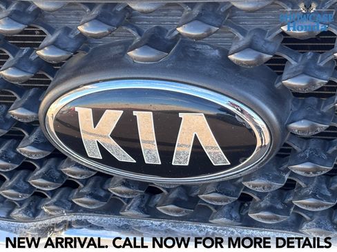 Used 2016 Kia Sorento LX FWD image 8
