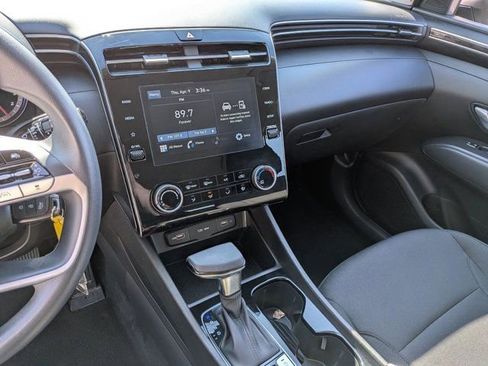 Used 2024 Hyundai Tucson SE AWD/4WD image 21