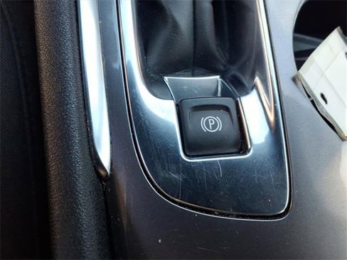 Used 2023 Chevrolet Malibu LT image 13