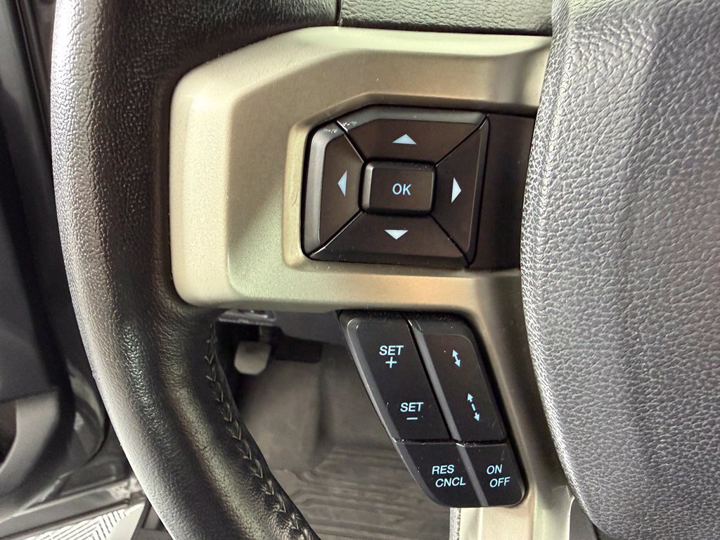 Used 2022 Ford F250 Lariat w/ Black Appearance Package AWD/4WD image 24