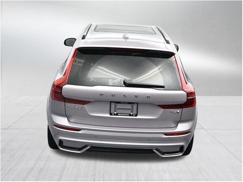 New 2026 Volvo XC60 T8 Ultra AWD/4WD image 16
