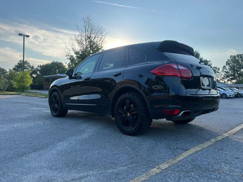 Used 2014 Porsche Cayenne S AWD/4WD image 4