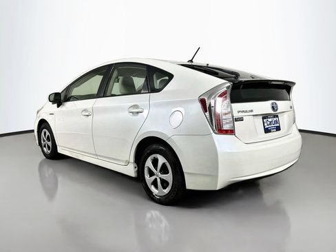 Used 2012 Toyota Prius Two FWD image 5