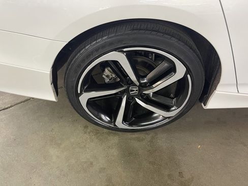 Used 2022 Honda Accord Sport Special Edition image 12