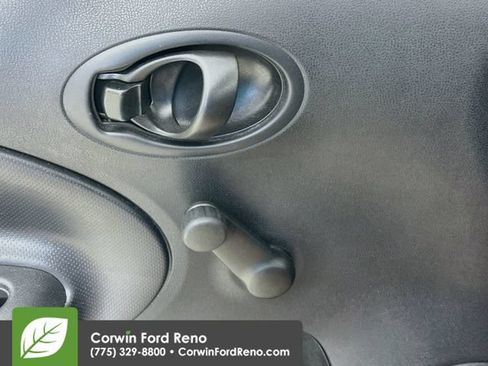 Used 2015 Nissan Versa Note S Plus FWD image 16