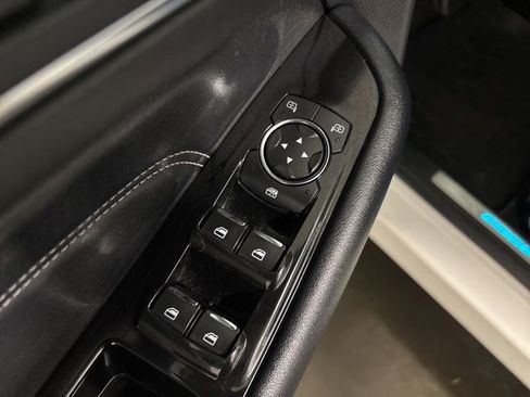 Used 2018 Ford Edge Titanium w/ Canadian Touring Package AWD/4WD image 8