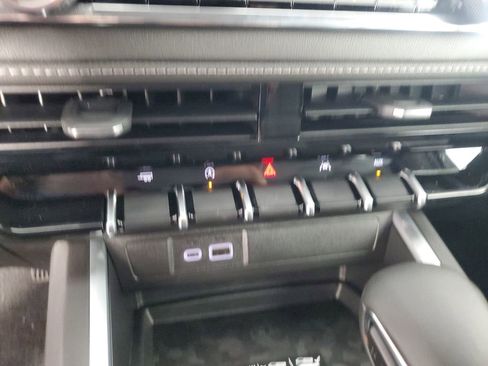 New 2026 Chevrolet Colorado LT w/ LT Convenience Package RWD image 19