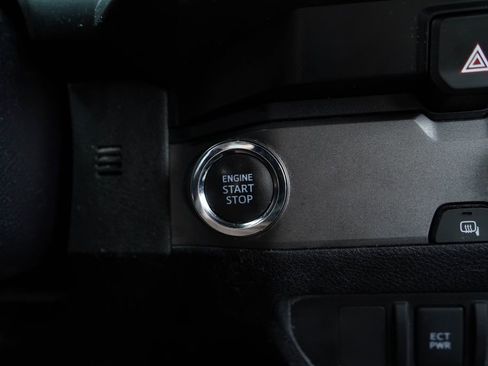 Used 2021 Toyota Tacoma TRD Sport image 25