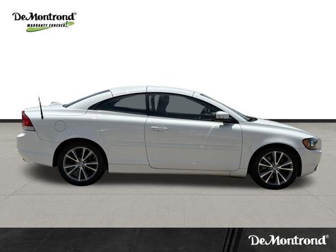 Used 2010 Volvo C70 T5 FWD image 4