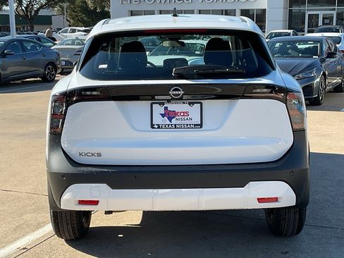 New 2026 Nissan Kicks S image 6