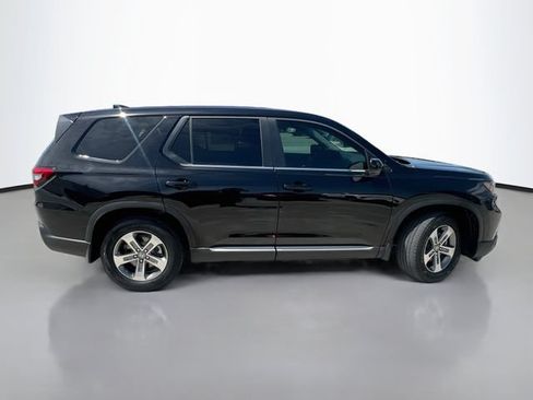 Used 2025 Honda Pilot EX-L image 9