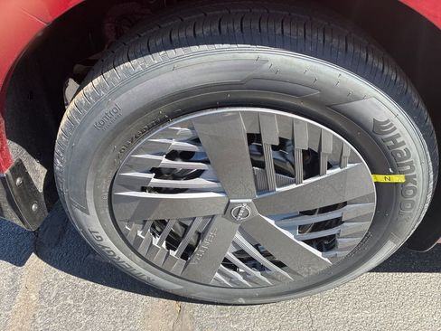 New 2026 Nissan Sentra SV w/ Floor Mat Package FWD image 10