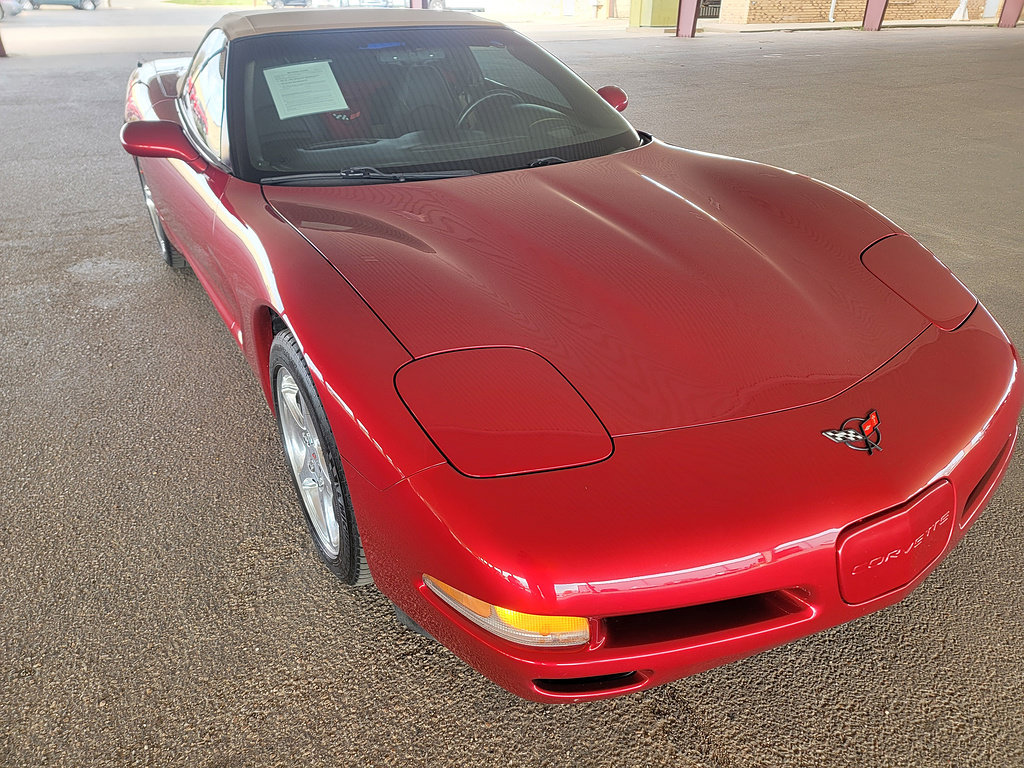 Used 2000 Chevrolet Corvette Convertible w/ Performance Handling Pkg RWD image 5
