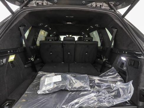 New 2027 BMW X7 M60i AWD/4WD image 29